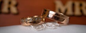 Obrączki ślubne – na ile przed ślubem powinno się je kupić?